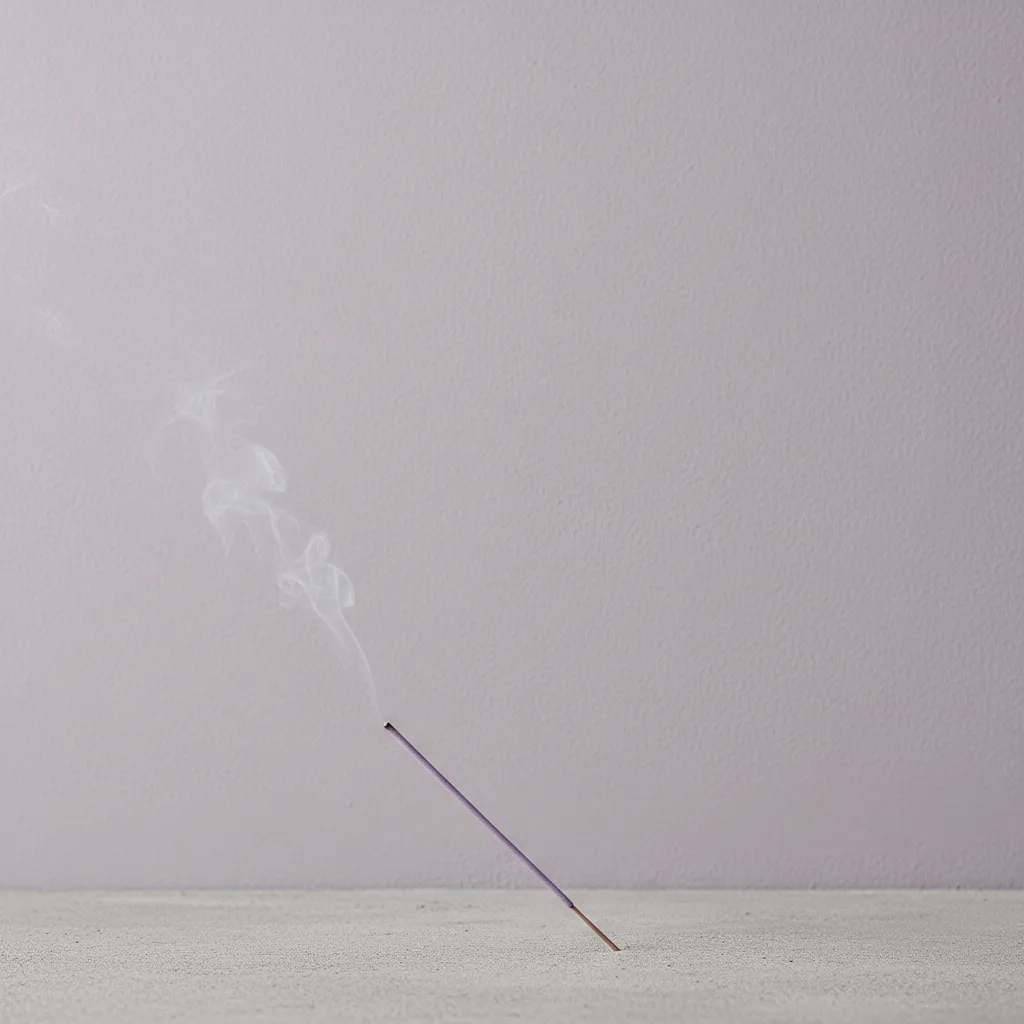 不安な夜に「深呼吸して落ち着く」お香6選 - incense